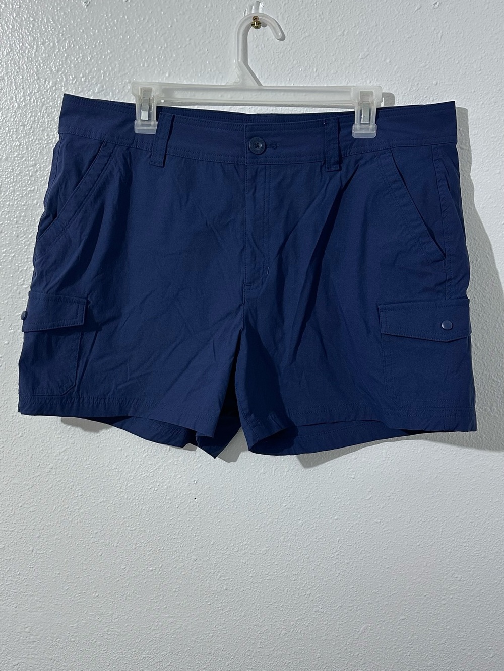 Eddie Bauer Womens Navy Cargo Shorts with Side Flap Pockets